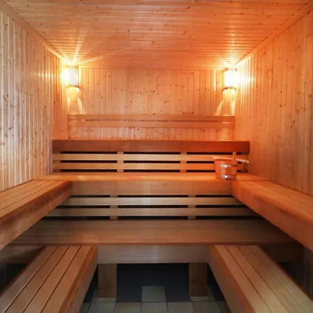 Zlaty Lev Wellness Club *