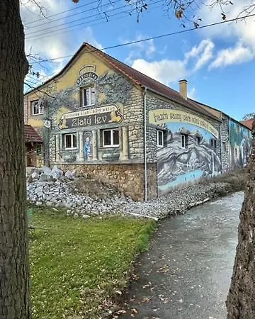 Zlaty Lev Wellness Club * Puclice