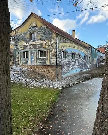 Zlaty Lev Wellness Club Puclice